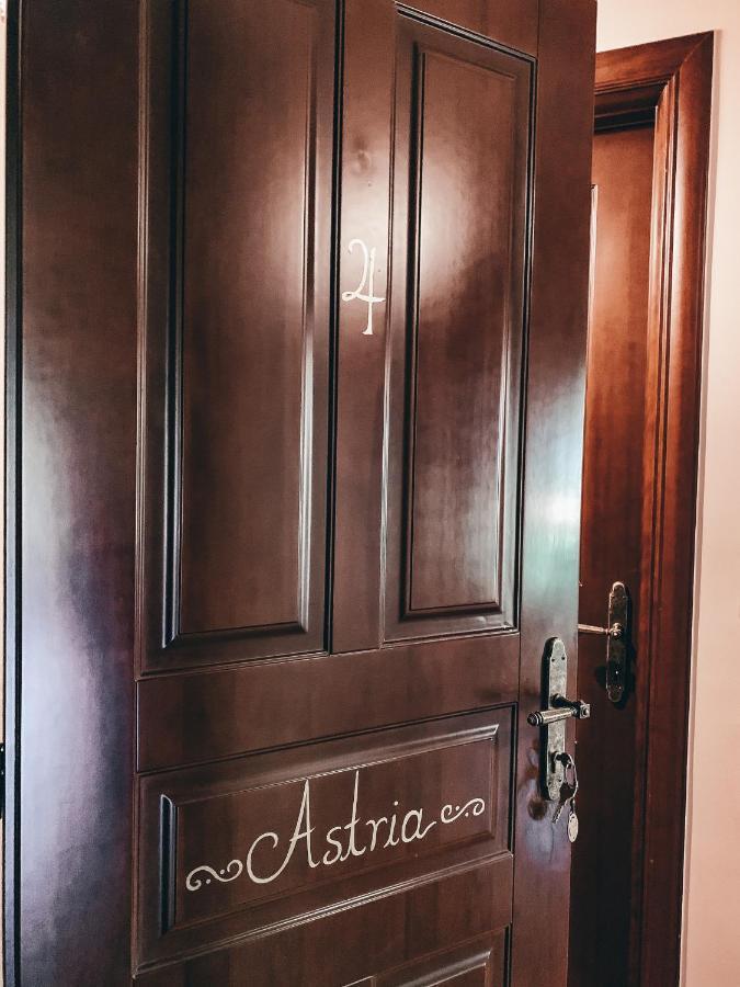 Elena Guesthouse Kalampáka Luaran gambar
